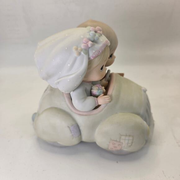 Precious Moments 520780 Wedding Couple Car “Wishing You Roads of Happiness” 1988 - Picture 3 of 16